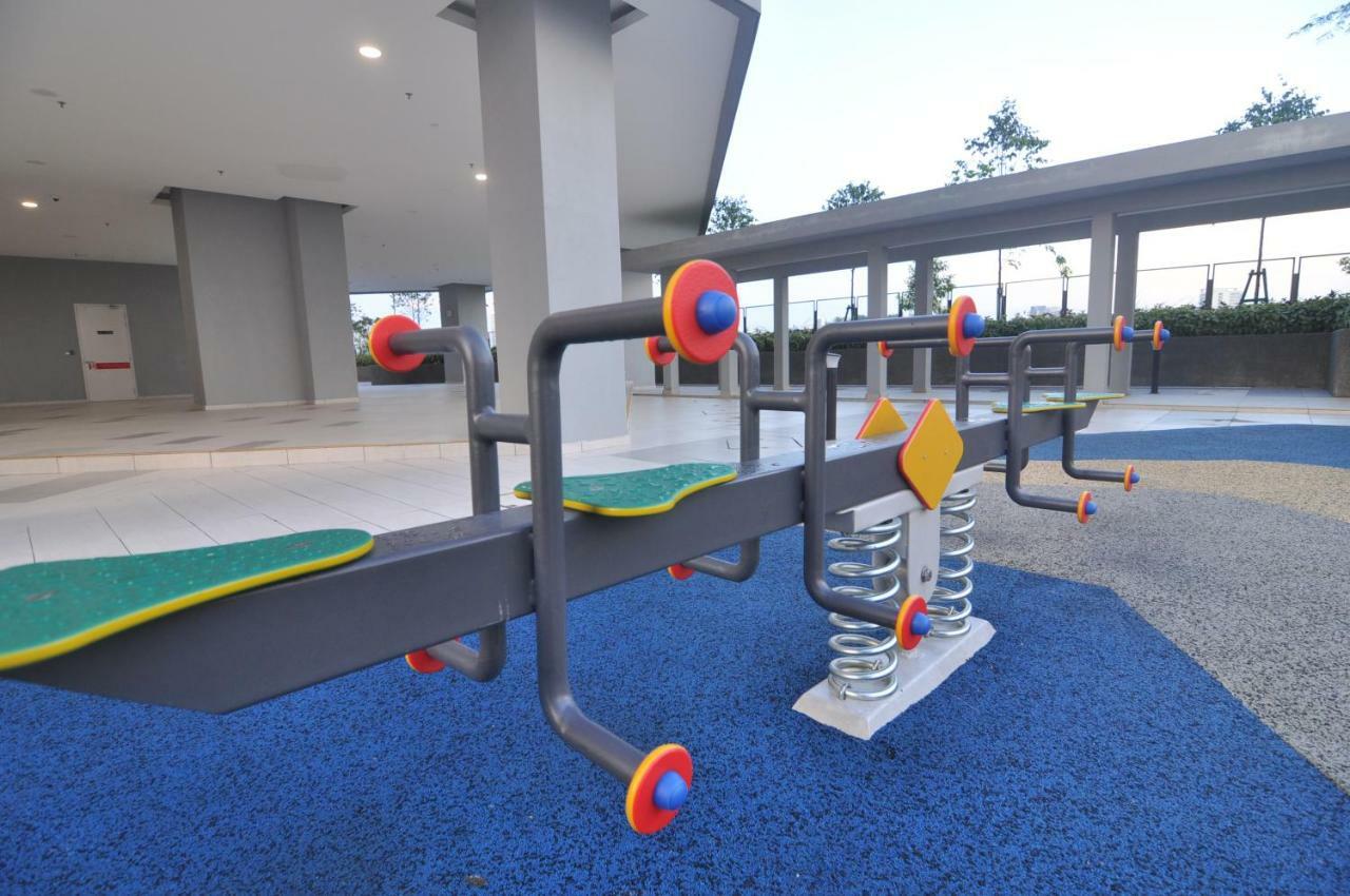 Kenwingston Square Garden By Idealhub Cyberjaya Exterior photo